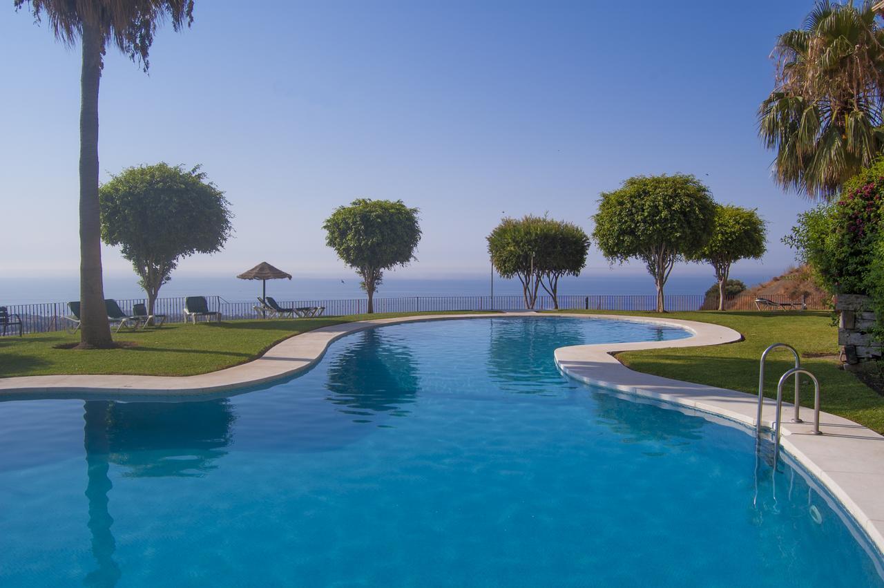 Appartement Stunning 4 Bed Duplex In Calahonda With Sea Views