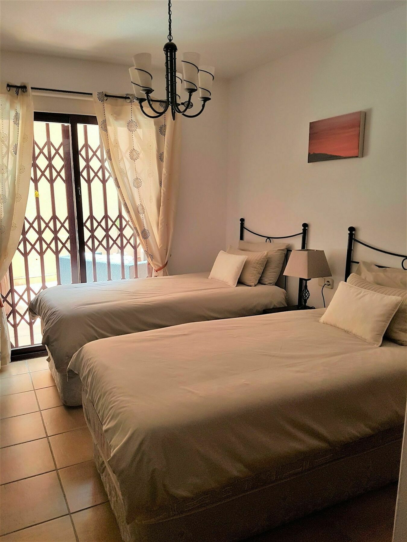 Stunning 4 Bed Duplex In Calahonda With Sea Views Appartement *
