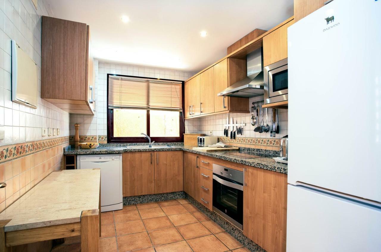 Stunning 4 Bed Duplex In Calahonda With Sea Views Appartement