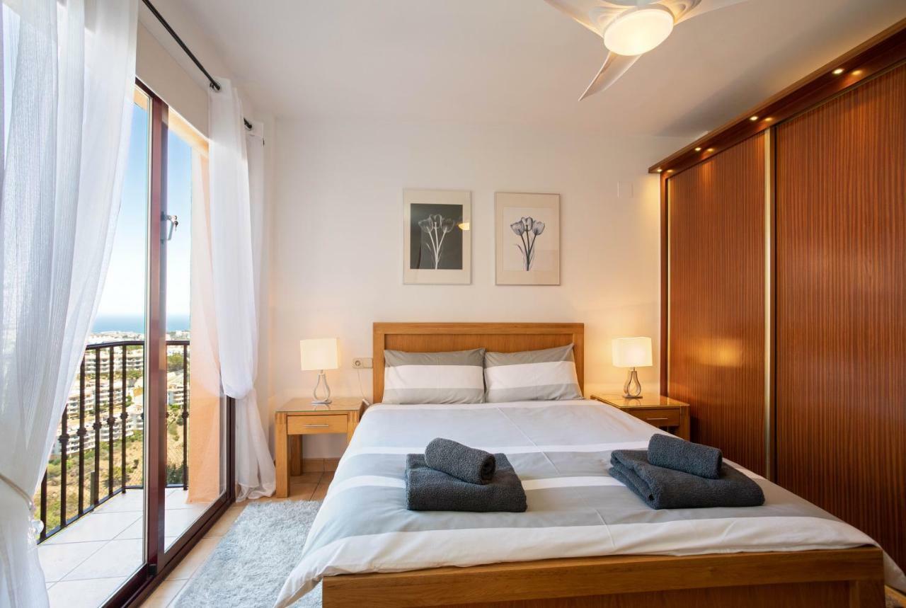 Stunning 4 Bed Duplex In Calahonda With Sea Views Marbellac